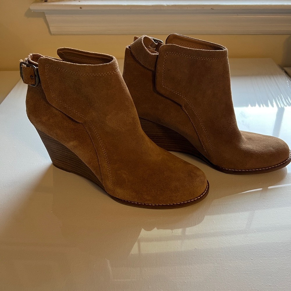 Lucky Brand Brown Suede Wedge Boots